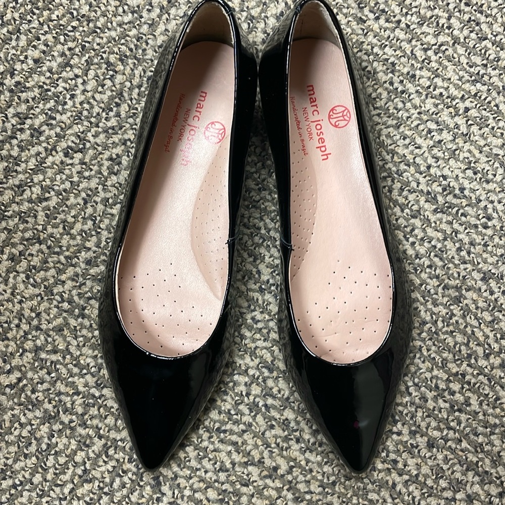 Marc Joseph New York Women’s low heel pointy toe black patent leather shoes sz 6